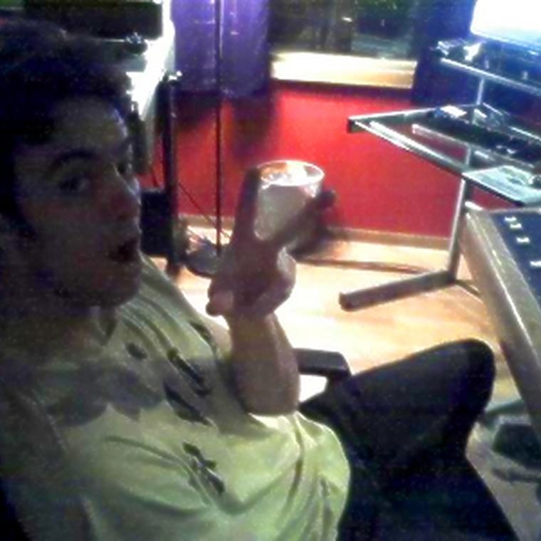 G-Love at Orbit Audio, a Seattle recording studio